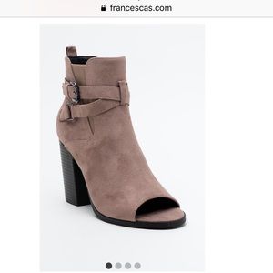 Francesca’s | London Rag Double Buckle Bootie